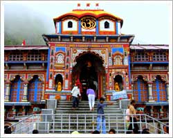 badrinath-shrine-tour