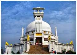 dhauli-shanti-stupa-orissa