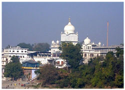 gurudwara paonta sahib